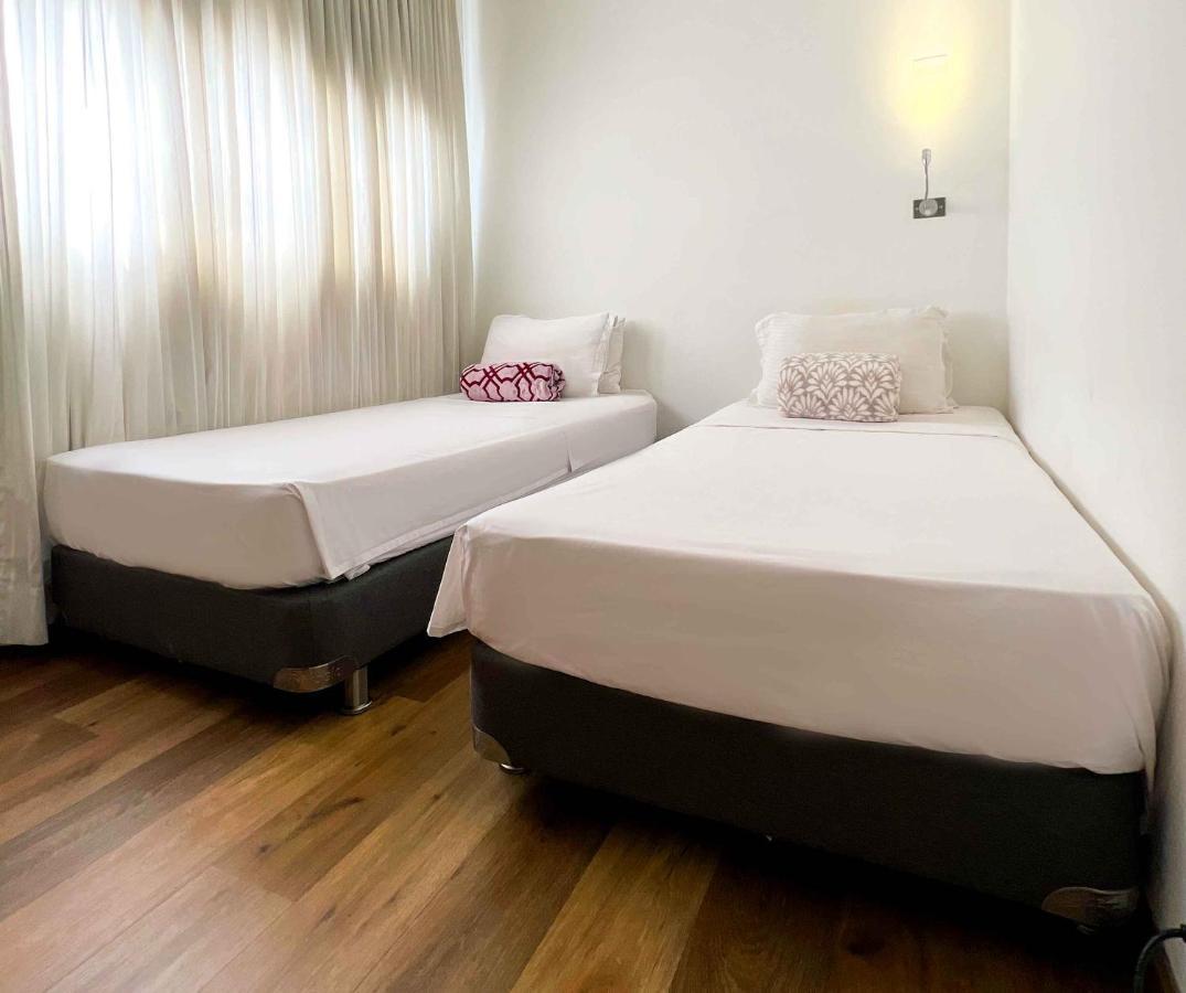 Hotel Florencia Plaza Medellin Exterior photo