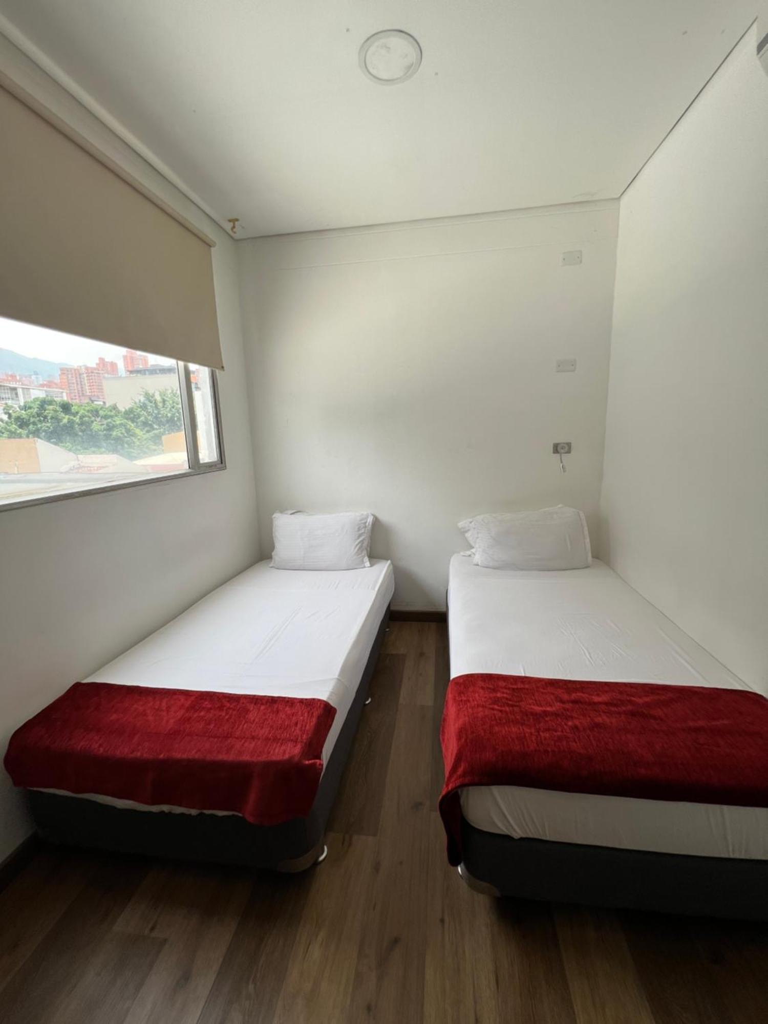 Hotel Florencia Plaza Medellin Exterior photo