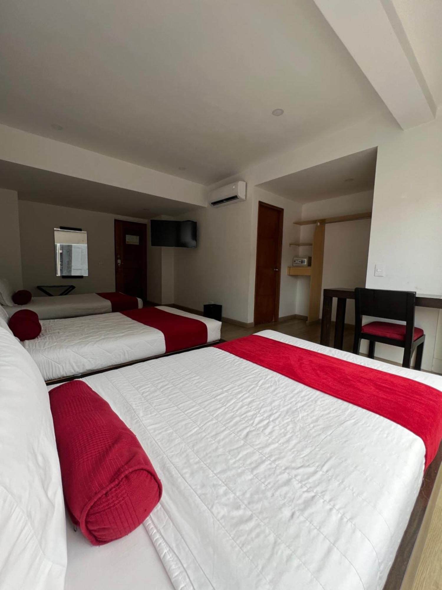 Hotel Florencia Plaza Medellin Exterior photo