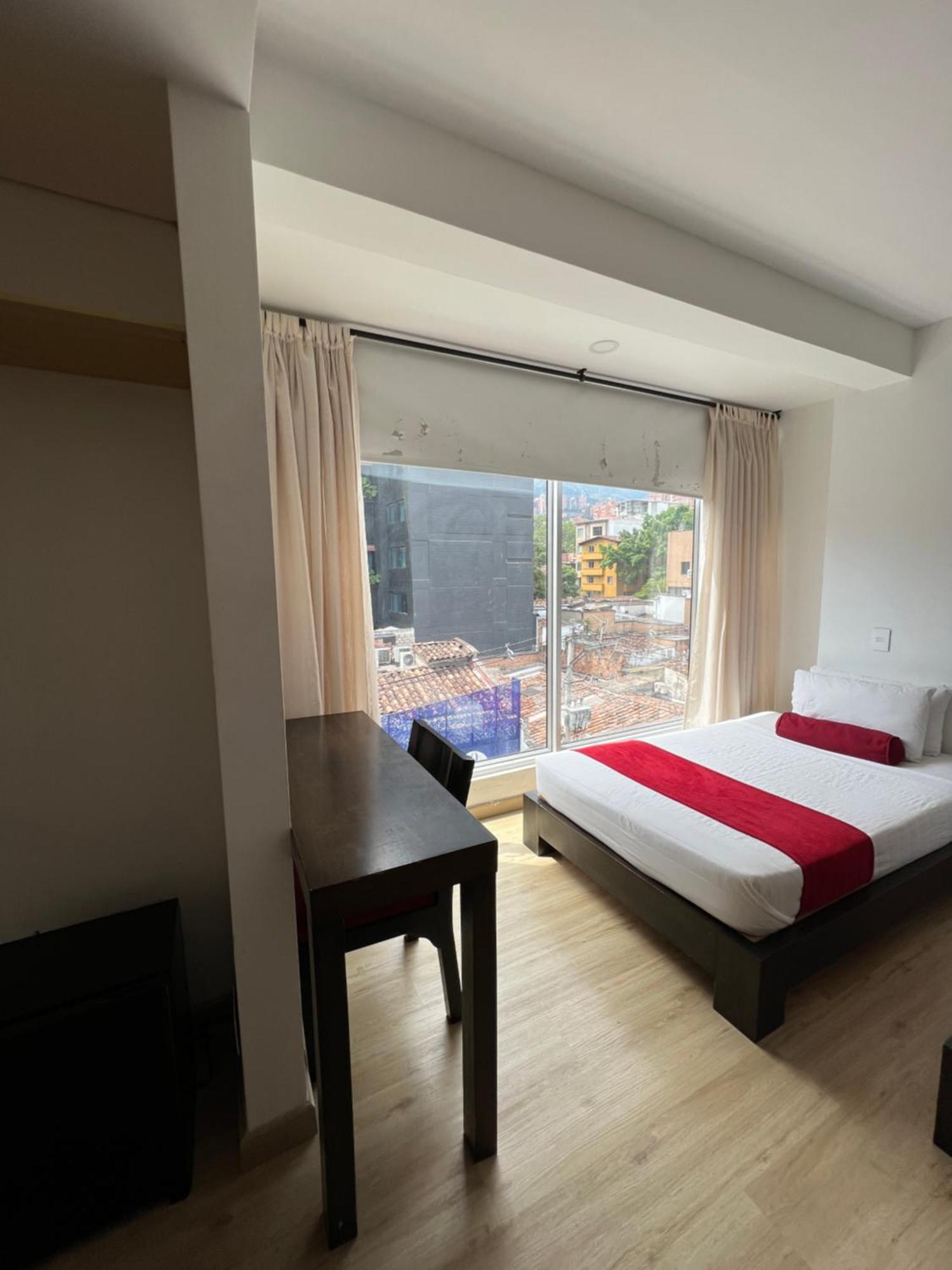 Hotel Florencia Plaza Medellin Exterior photo