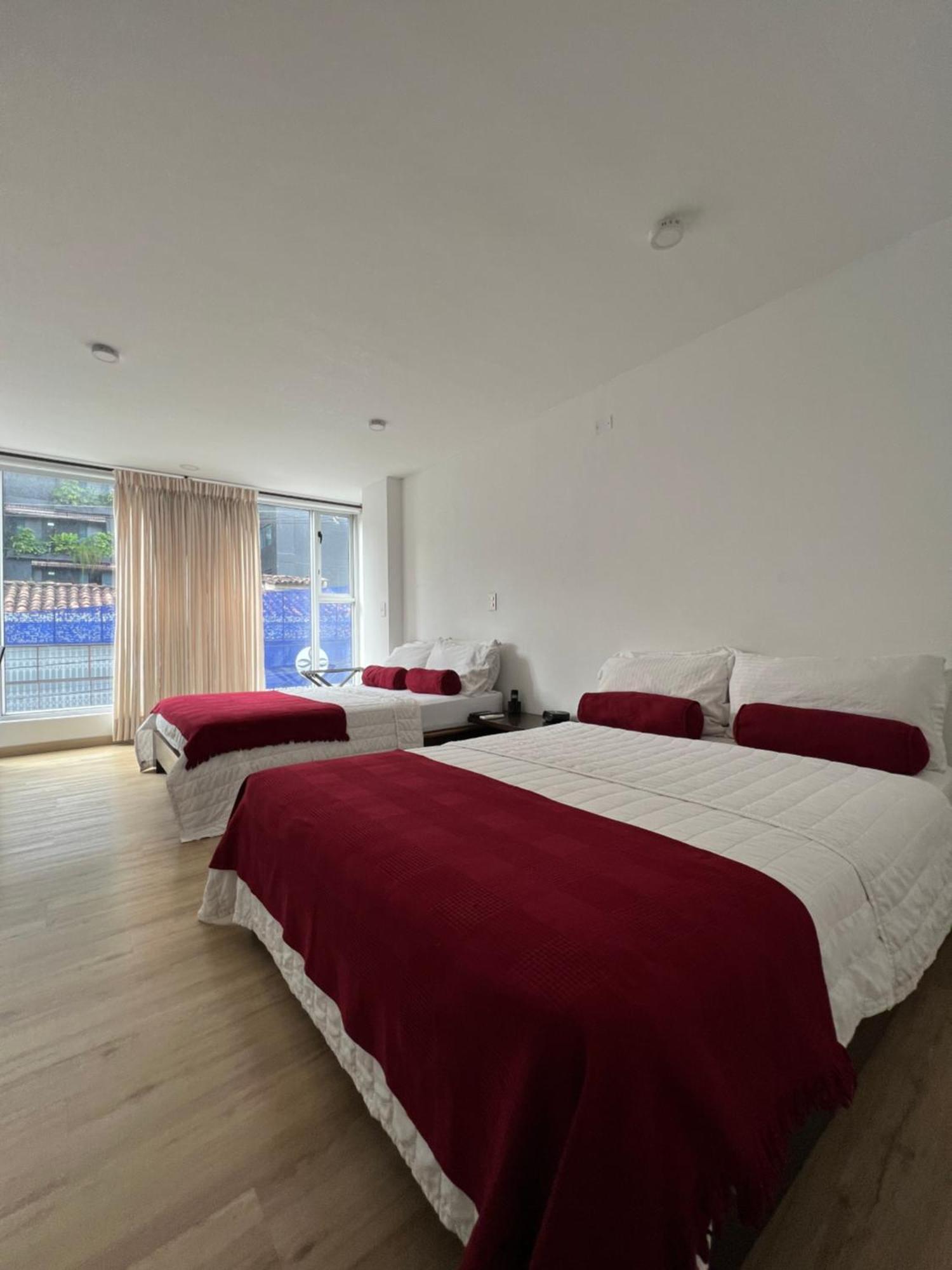 Hotel Florencia Plaza Medellin Exterior photo