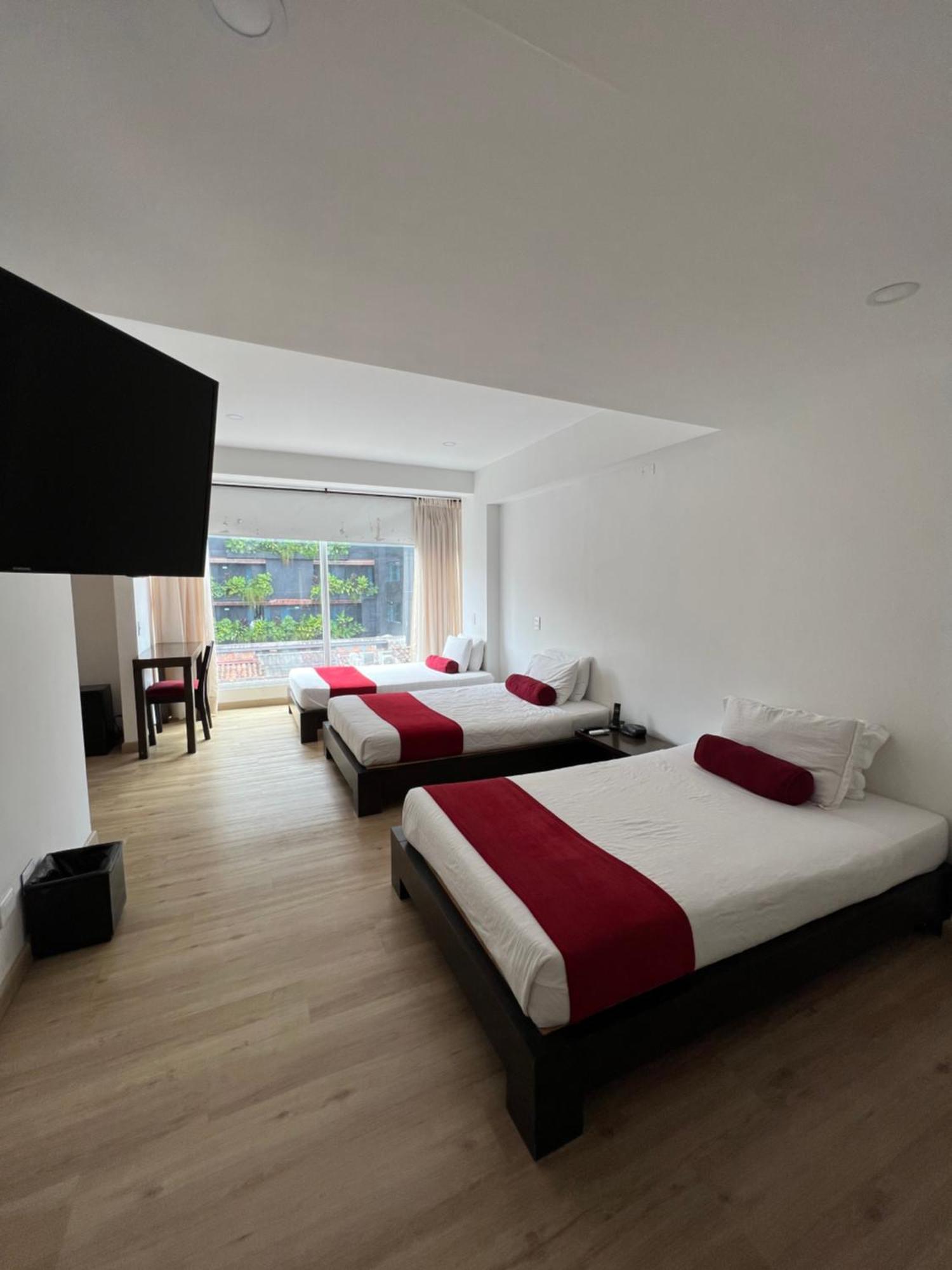 Hotel Florencia Plaza Medellin Exterior photo