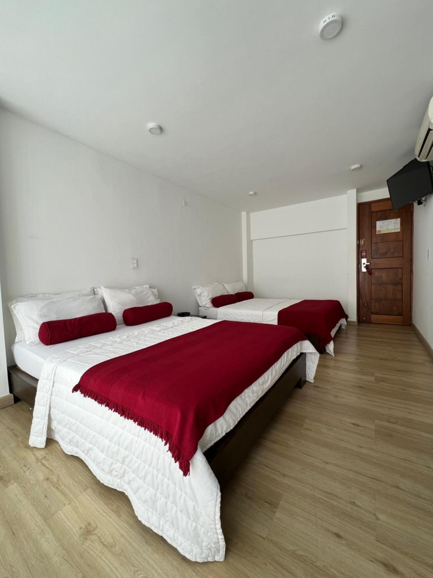 Hotel Florencia Plaza Medellin Exterior photo
